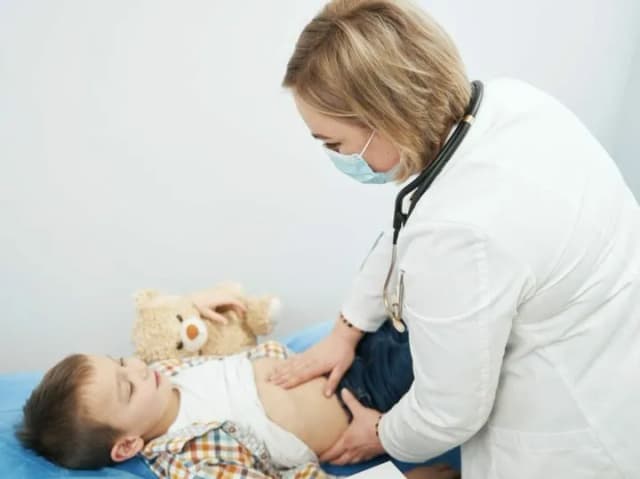 Skuteczne metody odrobaczania: farmakologiczne i naturalne sposoby Skuteczne metody odrobaczania: farmakologiczne i naturalne sposoby